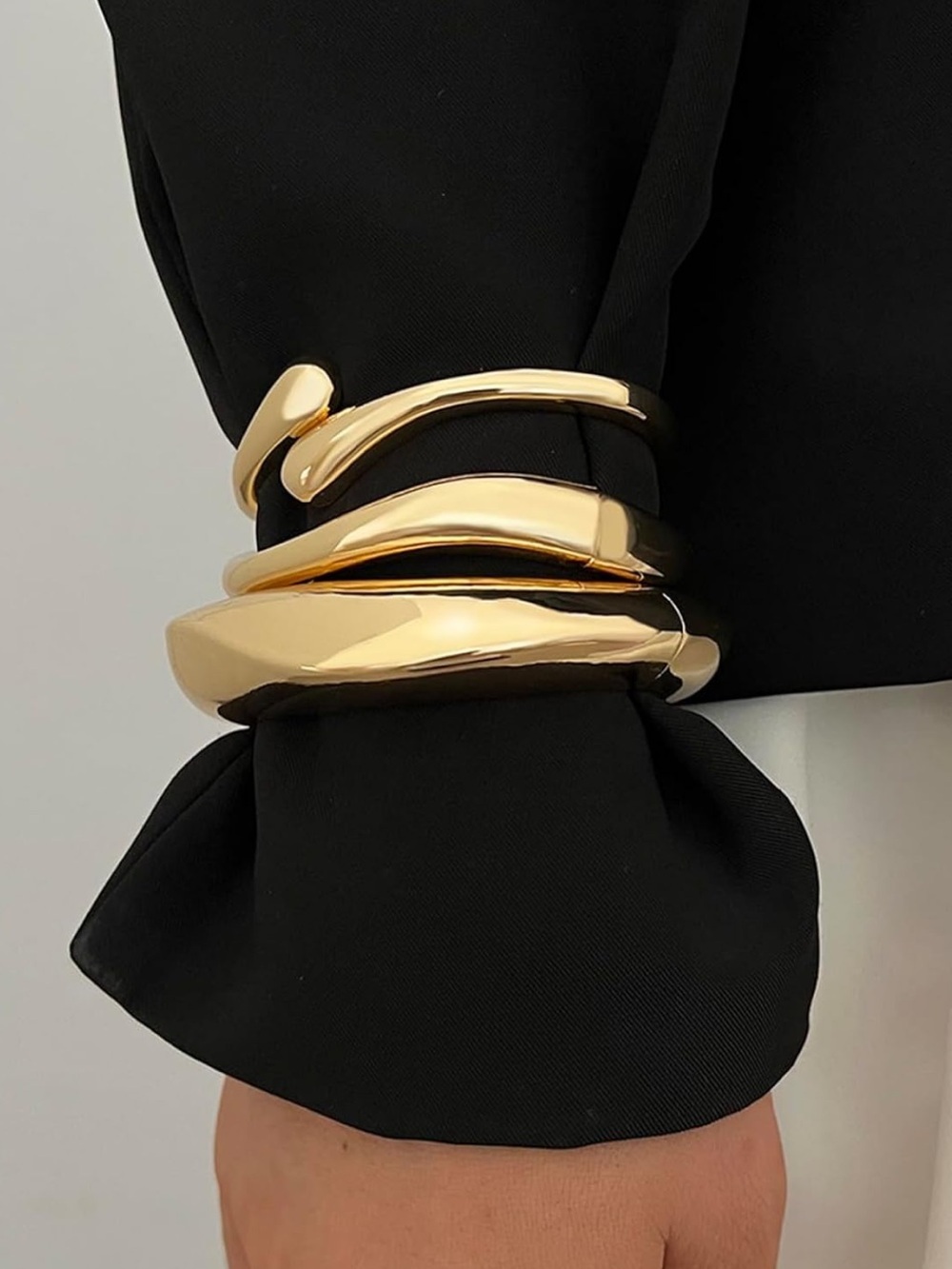 Aurette Sculptural Gold Cuff Bracelet Set